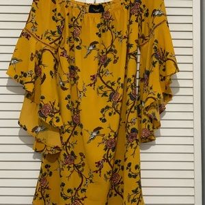 Flowy Sleeve Dress Size L